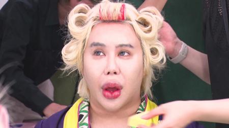 女性に大人気!アレン様、故郷・高知で語る壮絶過去と 女性に大人気!アレン様、故郷・高知で語る壮絶過去と