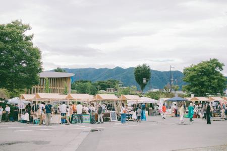 長野IC前に新たな長野の玄関口を。2027年開業に向け、 長野IC前に新たな長野の玄関口を。2027年開業に向け、