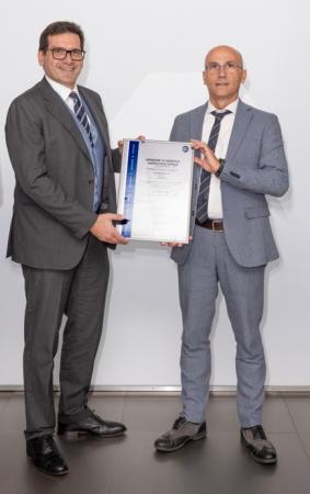 ALCANTARA、TUV SUD からISO 14068 認証を取得 ALCANTARA、TUV SUD からISO 14068 認証を取得