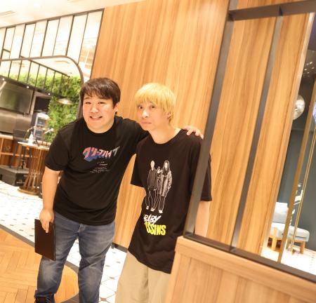 クリープハイプ・尾崎世界観氏とラランド・ニシダ氏に クリープハイプ・尾崎世界観氏とラランド・ニシダ氏に