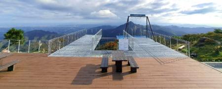 絶景とスリルを体感!御在所ロープウエイに「COCORUテ 絶景とスリルを体感!御在所ロープウエイに「COCORUテ