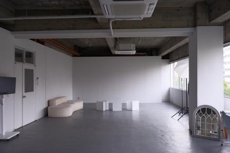 東区新栄に“大空間”撮影スタジオ誕生|自然光/白壁/ 東区新栄に“大空間”撮影スタジオ誕生|自然光/白壁/