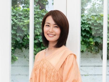 さっと着けられる※1 お手軽ウィッグ 軽やか&ニュア さっと着けられる※1 お手軽ウィッグ 軽やか&ニュア