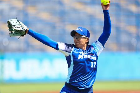 女子ソフトボール戸田中央メディックス埼玉に所属する 女子ソフトボール戸田中央メディックス埼玉に所属する