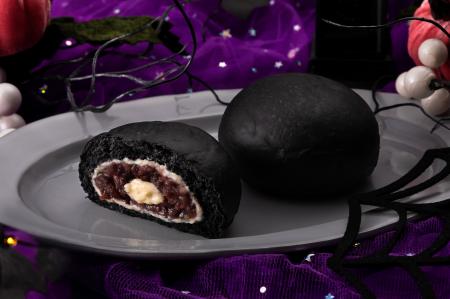 『ディズニーヴィランズ』のダークで魅力的な世界観を 『ディズニーヴィランズ』のダークで魅力的な世界観を