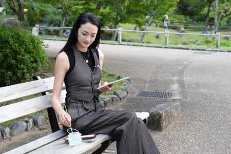 【BS日テレ】冨永愛が日本最古の絵の具店を訪問。10 【BS日テレ】冨永愛が日本最古の絵の具店を訪問。10