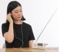 誰でも簡単に操作できる「かんたん防災ラジオライト」 誰でも簡単に操作できる「かんたん防災ラジオライト」