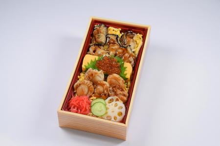 【古市庵】冬の味覚を贅沢に盛り込んだ「牡蠣とホタテ 【古市庵】冬の味覚を贅沢に盛り込んだ「牡蠣とホタテ