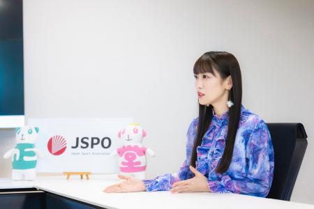 ももいろクローバーZの高城れにさんが公認スポーツコ ももいろクローバーZの高城れにさんが公認スポーツコ