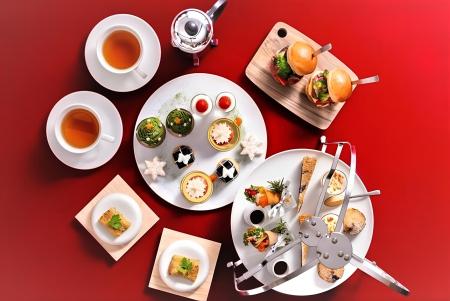 信州の自然が育んだ素材と、クリスマスだけの華やかな 信州の自然が育んだ素材と、クリスマスだけの華やかな