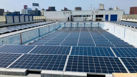廃棄パネルが、世田谷の電力に。都市型発電所「じりじ 廃棄パネルが、世田谷の電力に。都市型発電所「じりじ