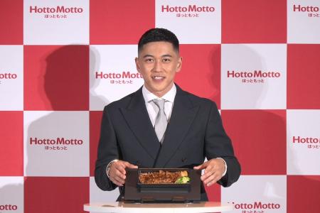 「ほっともっと」12月新商品発表会プロ車いすテニスプ 「ほっともっと」12月新商品発表会プロ車いすテニスプ