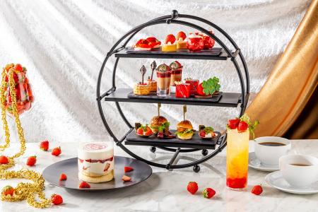 いちごとチョコレートのアフタヌーンティー“幸運の始 いちごとチョコレートのアフタヌーンティー“幸運の始