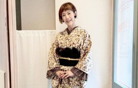 二部式着物の【湖布】新作セパレート着物「koff urban 二部式着物の【湖布】新作セパレート着物「koff urban