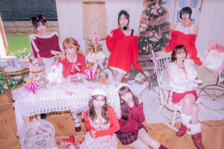 “冬のちょいクセガーリー” を彩るクリスマス新ビジュ “冬のちょいクセガーリー” を彩るクリスマス新ビジュ