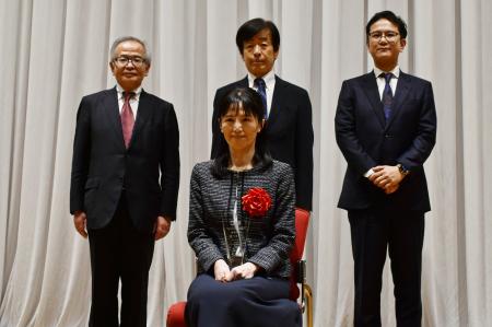 栄誉あるサーチ・スキルの頂点がここに! 特許検索競 栄誉あるサーチ・スキルの頂点がここに! 特許検索競