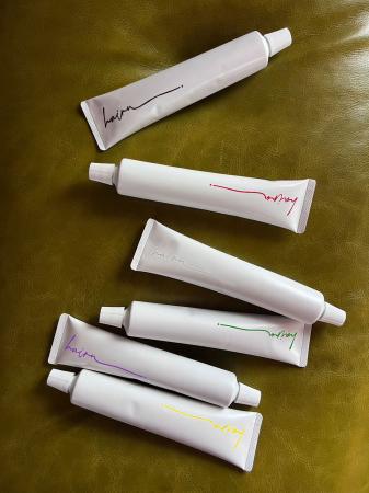 サロンの現場で美容師に選ばれ続けた話題のヘアケアブ サロンの現場で美容師に選ばれ続けた話題のヘアケアブ