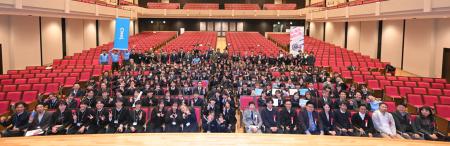 関西学院高等部が主催し、200名以上が全国から参加す 関西学院高等部が主催し、200名以上が全国から参加す