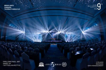 世界30カ国以上が参加するアートメイク国際大会にてグ 世界30カ国以上が参加するアートメイク国際大会にてグ