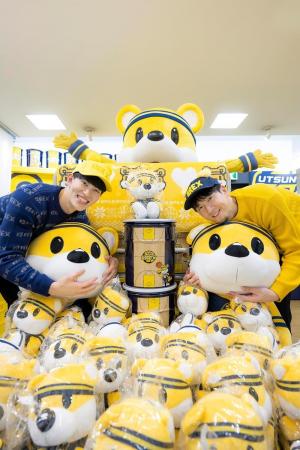 【情報解禁】オールカラー96ページ、撮り下ろし満載! 【情報解禁】オールカラー96ページ、撮り下ろし満載!