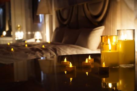 【愛知・知多半島】冬季限定|夜の客室を“光のラウン 【愛知・知多半島】冬季限定|夜の客室を“光のラウン