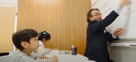 早慶ゼロワン、「20時30分までに学習完結」「22時就寝 早慶ゼロワン、「20時30分までに学習完結」「22時就寝