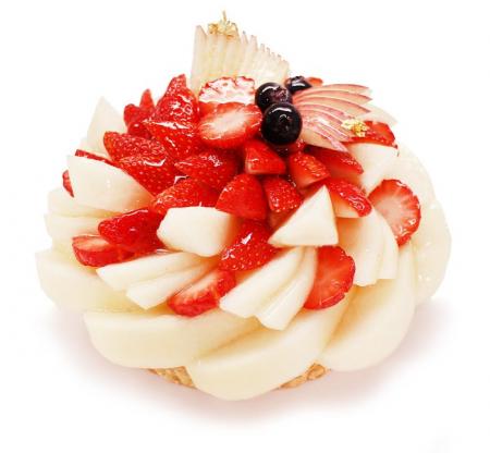 【カフェコムサ】天高く舞い上がる丹頂鶴をフルーツで 【カフェコムサ】天高く舞い上がる丹頂鶴をフルーツで