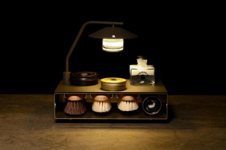 日本最古の靴クリームメーカー・ライオン靴クリーム本 日本最古の靴クリームメーカー・ライオン靴クリーム本