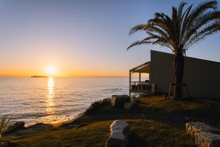 【日本最大級の牡蠣小屋×リゾートグランピング】“本来 【日本最大級の牡蠣小屋×リゾートグランピング】“本来