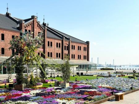 「横浜赤レンガ倉庫の魅力、手のひらに」~横浜市とna 「横浜赤レンガ倉庫の魅力、手のひらに」~横浜市とna