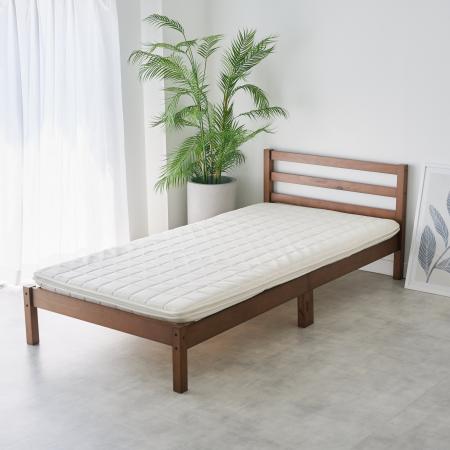 60年の技術が結集。独自開発のウール素材で実現した、 60年の技術が結集。独自開発のウール素材で実現した、