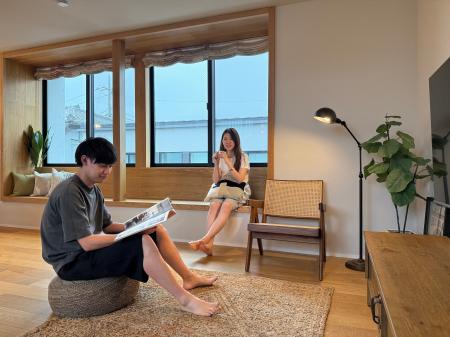 冬なのに“半袖・半ズボン・裸足”で過ごせる家。 ヒー 冬なのに“半袖・半ズボン・裸足”で過ごせる家。 ヒー