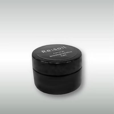 「Re:soil」より、植物や自然由来のUV・LEDの光で固ま 「Re:soil」より、植物や自然由来のUV・LEDの光で固ま