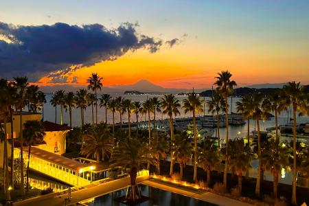 リビエラ逗子マリーナが贈る、海辺で味わう優雅なクリ リビエラ逗子マリーナが贈る、海辺で味わう優雅なクリ