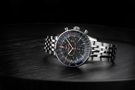 ブライトリングから、ブラック マザーオブパールダイ ブライトリングから、ブラック マザーオブパールダイ