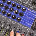 デジタルミキサーに、アナログミキサーの操作性を融合 デジタルミキサーに、アナログミキサーの操作性を融合