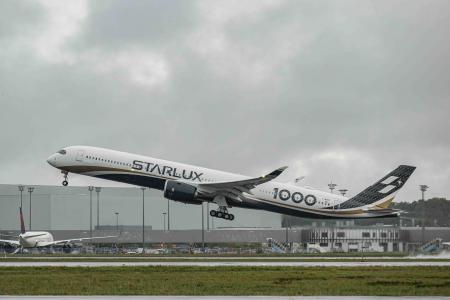 スターラックス航空のA350-1000初号機を引き渡し スターラックス航空のA350-1000初号機を引き渡し