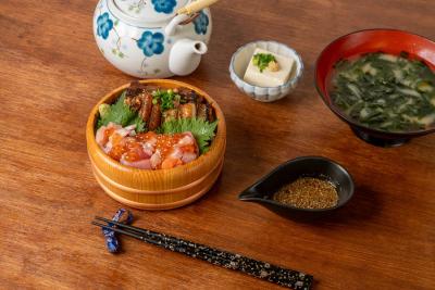 地元の伝統食と海鮮の贅沢コラボ!若狭おばまの醤油干 地元の伝統食と海鮮の贅沢コラボ!若狭おばまの醤油干