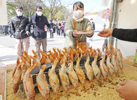 累計来場者270万人 日本最大級の魚介グルメフェスSAKA 累計来場者270万人 日本最大級の魚介グルメフェスSAKA