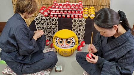 「幸せだるま」シリーズを茨城工場で一貫製造開utf-8 「幸せだるま」シリーズを茨城工場で一貫製造開utf-8