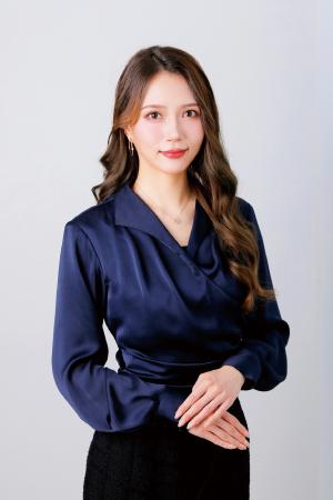 トリリンガルモデル・西島はずき スキンケアブランド トリリンガルモデル・西島はずき スキンケアブランド