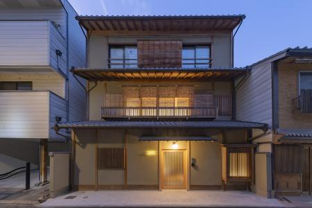 1日1組限定 京都宮川町の最高級町家「鈴 京都鴨utf-8 1日1組限定 京都宮川町の最高級町家「鈴 京都鴨utf-8