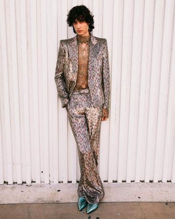 メゾン ヴァレンティノ、ソンバーを新たなブランドア メゾン ヴァレンティノ、ソンバーを新たなブランドア