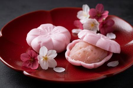 【春限定】ねっちゃり濃厚“食べる桜”が今年も登場!も 【春限定】ねっちゃり濃厚“食べる桜”が今年も登場!も