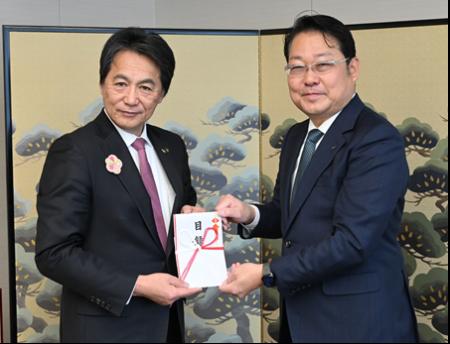 【京都府亀岡市】日本最大級の緑の祭典へ弾み。株式会 【京都府亀岡市】日本最大級の緑の祭典へ弾み。株式会