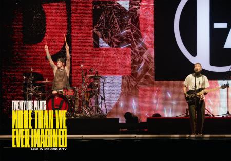 2.26(木) に公開が迫るライブ映画『Twenty One Pilots 2.26(木) に公開が迫るライブ映画『Twenty One Pilots