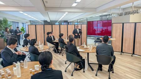 「ザ・マッカラン」の真髄を学ぶ 初代アンバサダーに 「ザ・マッカラン」の真髄を学ぶ 初代アンバサダーに