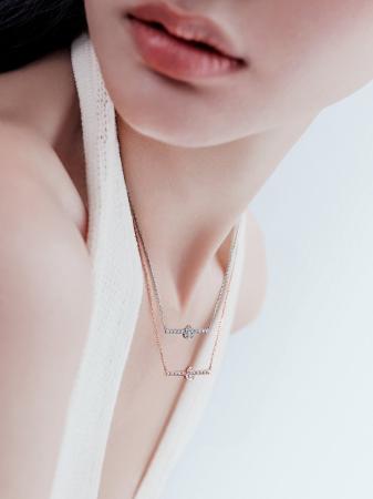 ケリング・グループ傘下 ファイン・ジュエラー“ Qeeli ケリング・グループ傘下 ファイン・ジュエラー“ Qeeli