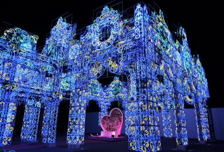 話題沸騰中のイベント再開催決定!夜の遊園地貸切り大 話題沸騰中のイベント再開催決定!夜の遊園地貸切り大