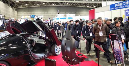 来場者11,049名の専門展示会で存在感!日本コムシンク 来場者11,049名の専門展示会で存在感!日本コムシンク